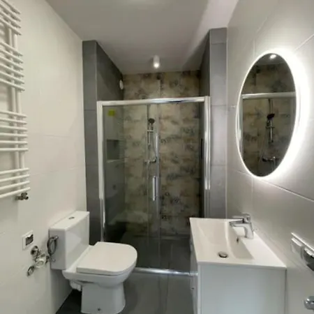 Apartament Sloneczny Kamienica Grochow With Free Parking Warszawa Zewnętrze zdjęcie