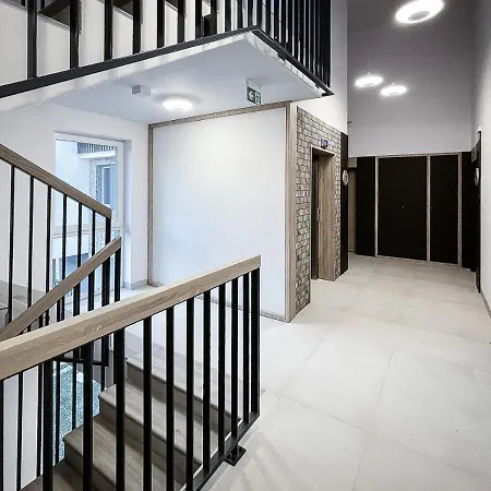 Apartament Sloneczny Kamienica Grochow With Free Parking Warszawa Zewnętrze zdjęcie